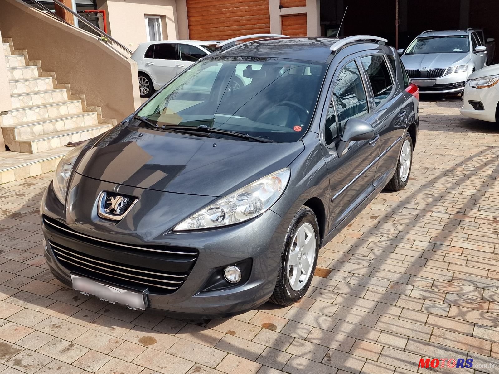 2010' Peugeot 207 Sw photo #1