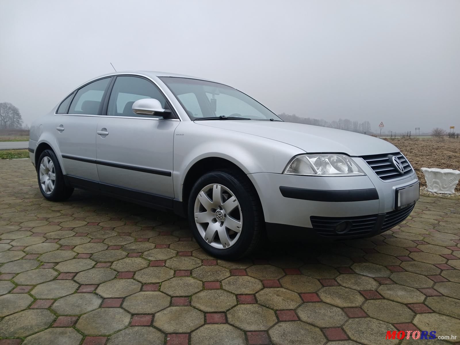 2004' Volkswagen Passat 1,8 T photo #3