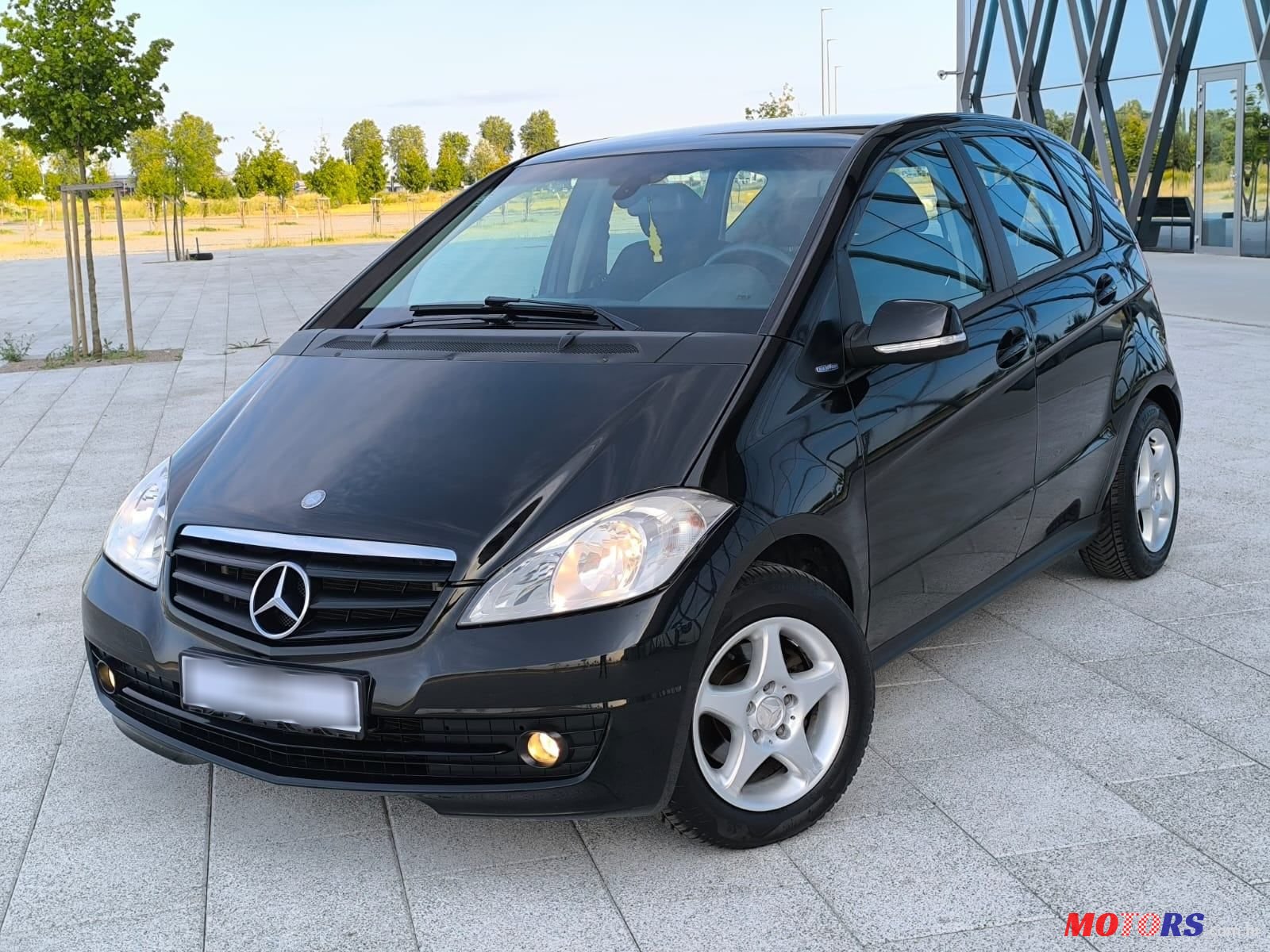 2012' Mercedes-Benz A-Klasa 160 photo #1