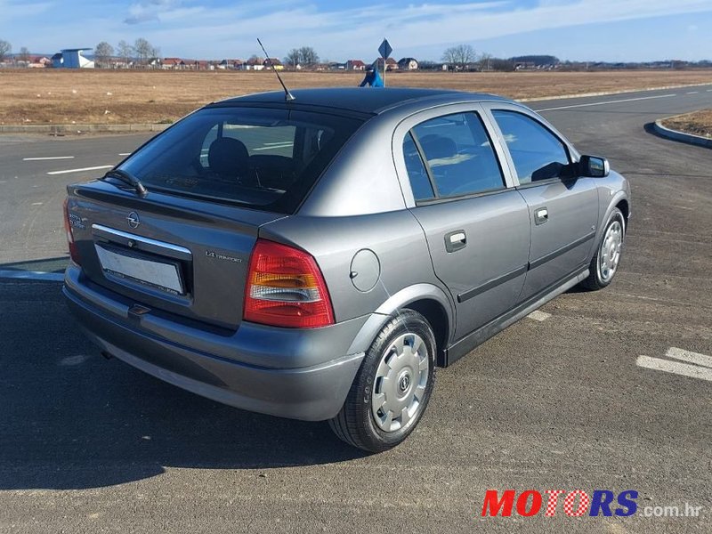 2007' Opel Astra 1,4 photo #3