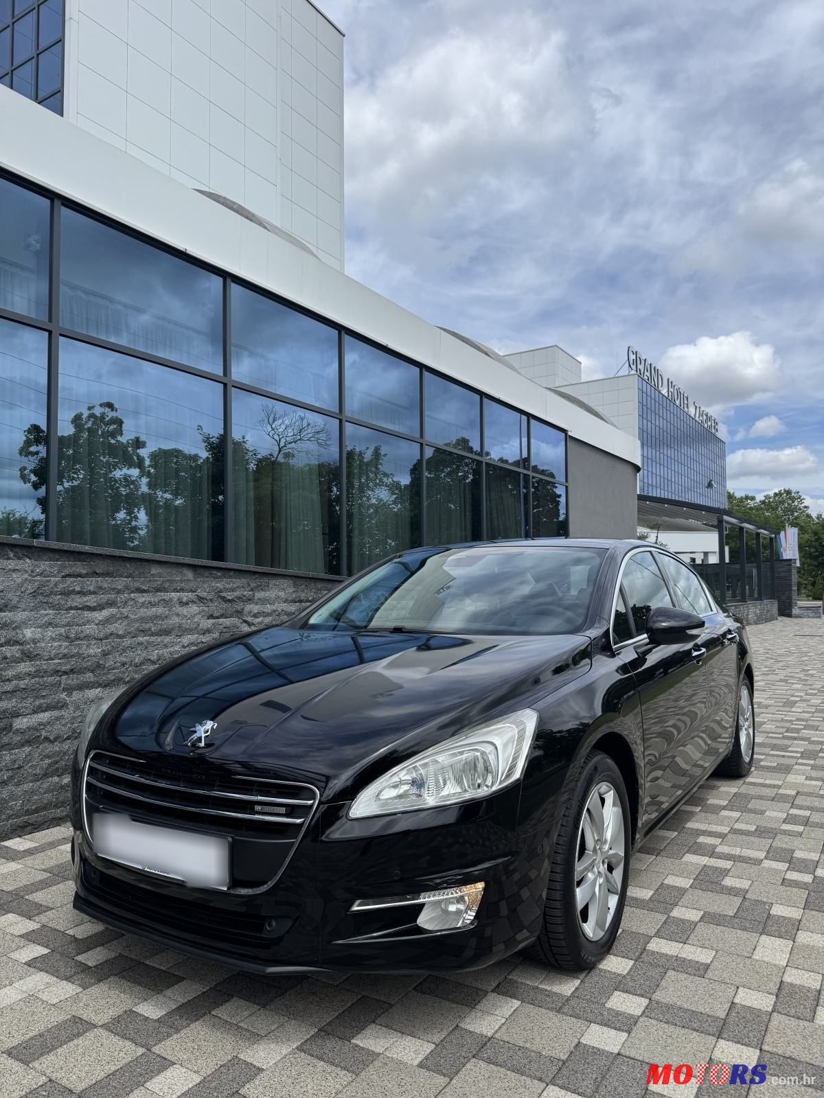 2013' Peugeot 508 Hybrid4 2,0 Hdi photo #4