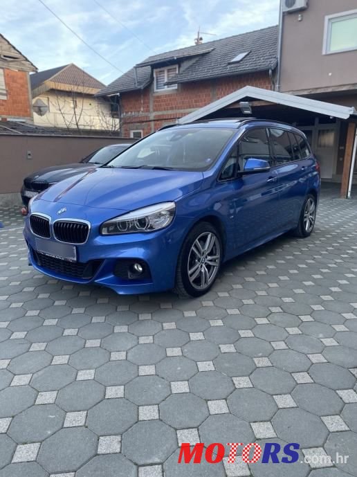 2015' BMW Serija 2 220D photo #2