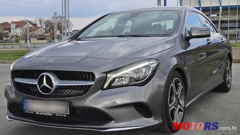 2017' Mercedes-Benz Cla Klasa 200 D photo #3