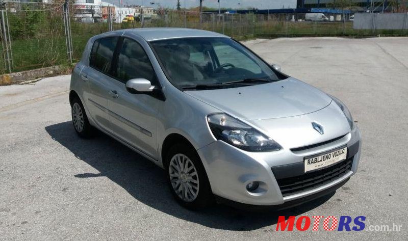 2011' Renault Clio 1,5 Dci photo #1