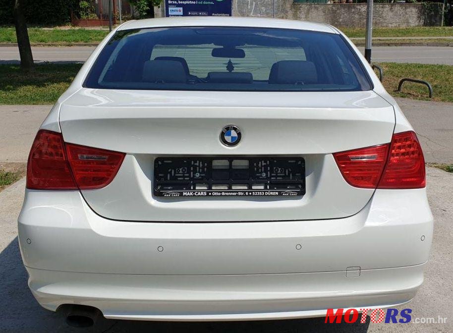 2010' BMW Serija 3 318D photo #2