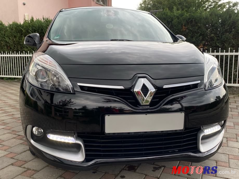 2014' Renault Scenic Dci photo #2