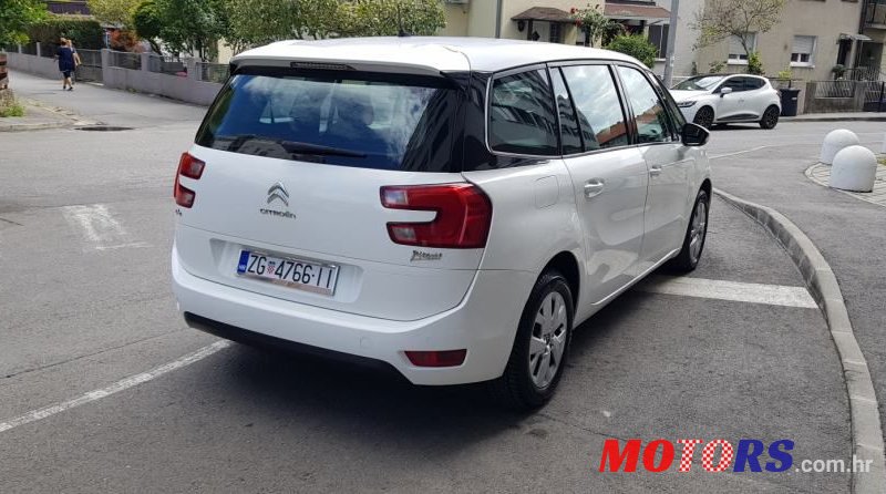 2014' Citroen C4 Grand Picasso photo #5