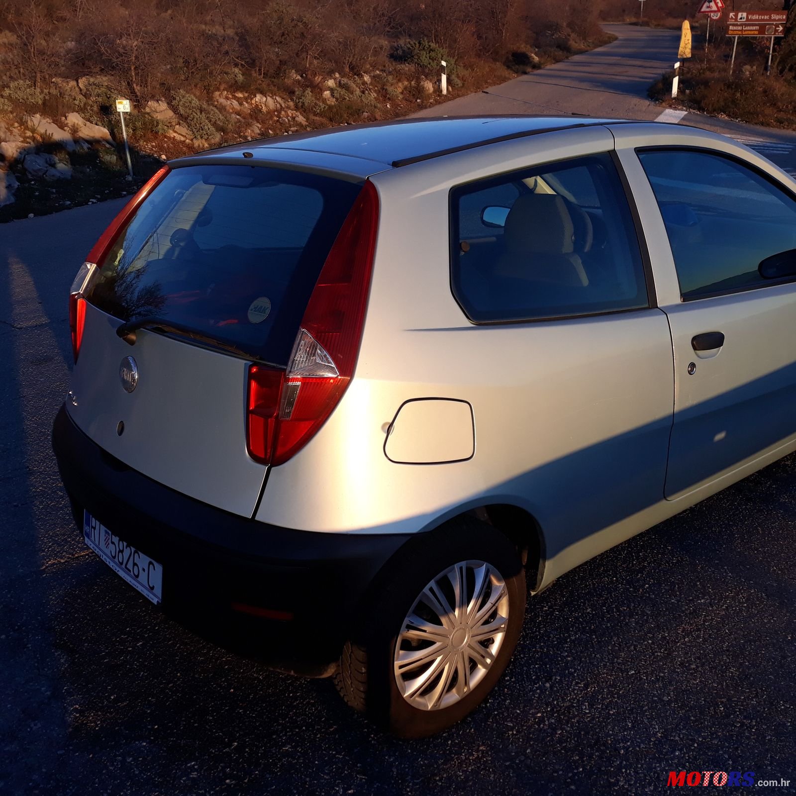 2005' Fiat Punto photo #7