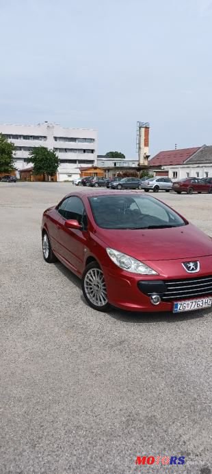 2006' Peugeot 307 Cc 1,6 16V photo #1
