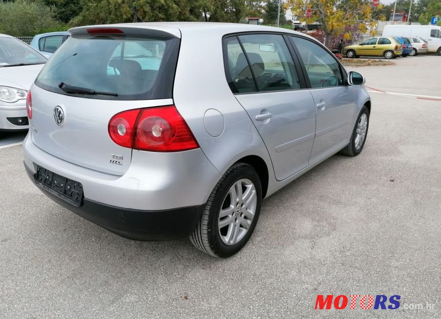 2007' Volkswagen Golf V photo #3