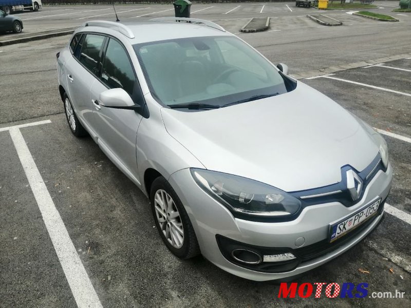 2015' Renault Megane Grandtour Dci 95 photo #3