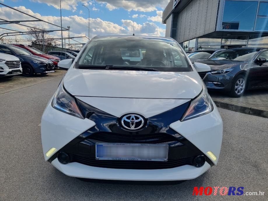 2017' Toyota Aygo 1,0 Vvt-I photo #2