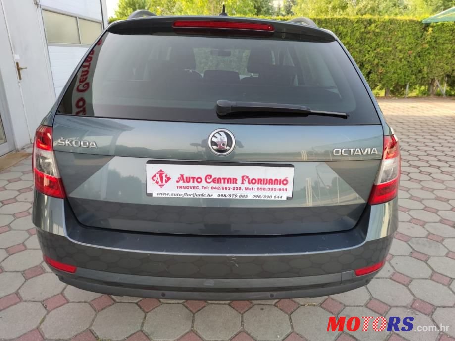 2017' Skoda Octavia Combi photo #6