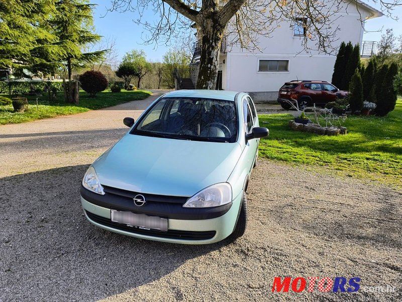 2001' Opel Corsa 1,2 16V photo #3