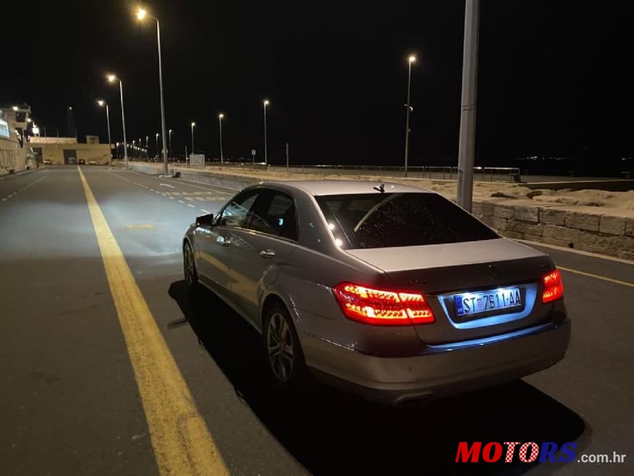 2009' Mercedes-Benz E-Klasa photo #6