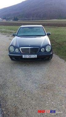2000' Mercedes-Benz E-Klasa 320 photo #2