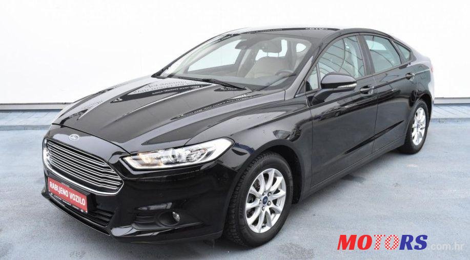 2015' Ford Mondeo photo #2