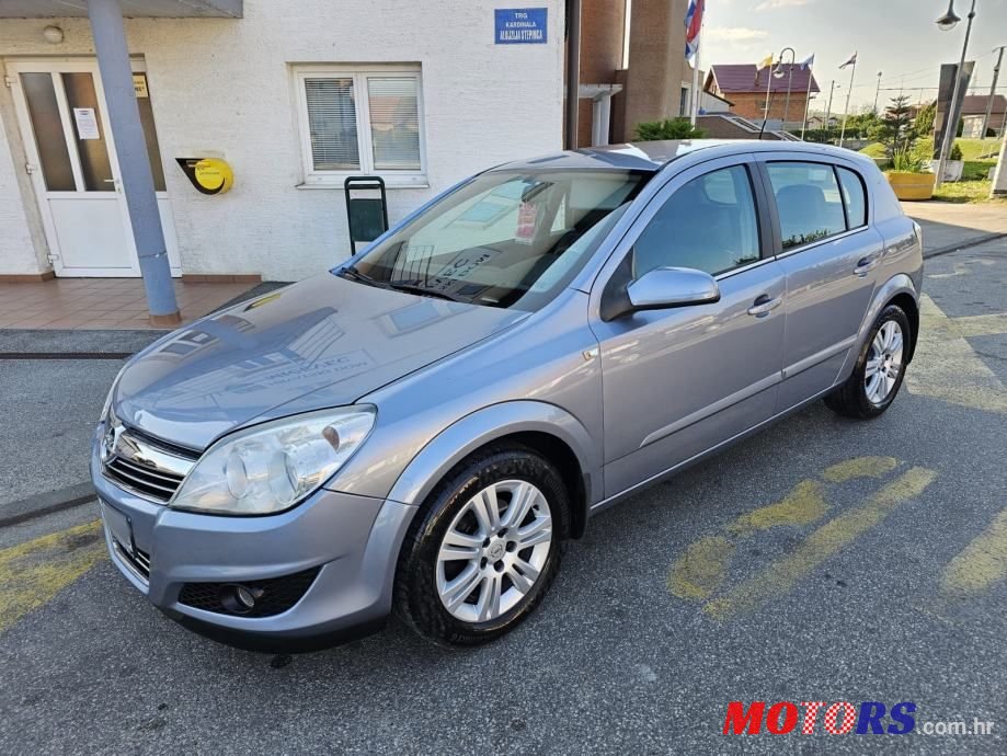 2007' Opel Astra 1,6 photo #2