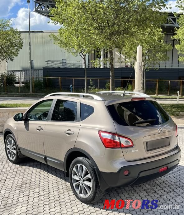 2013' Nissan Qashqai 1,6 Dci 360 photo #3