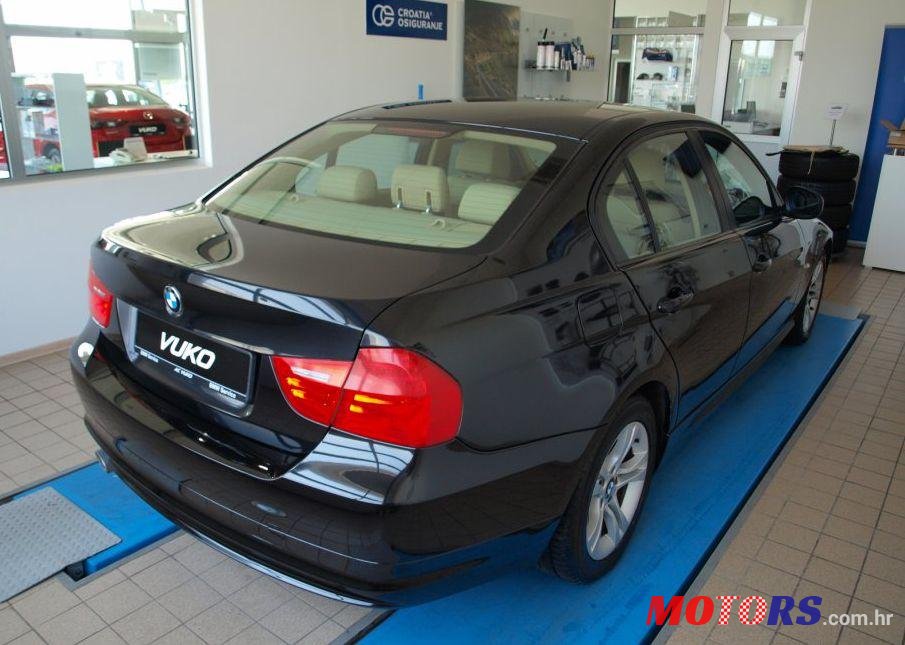 2009' BMW Serija 3 318D photo #1
