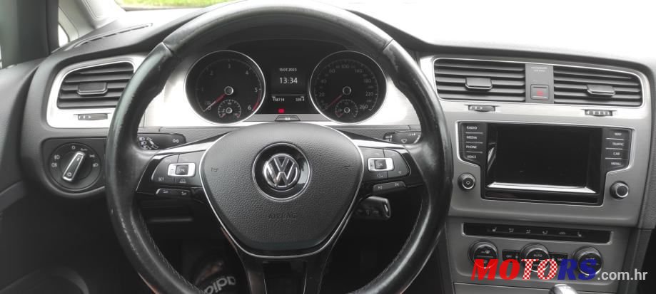 2014' Volkswagen Golf 7 Variant photo #6