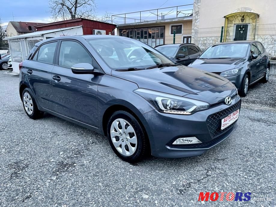 2015' Hyundai i20 photo #5