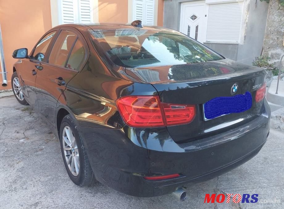 2013' BMW Serija 3 316D photo #4