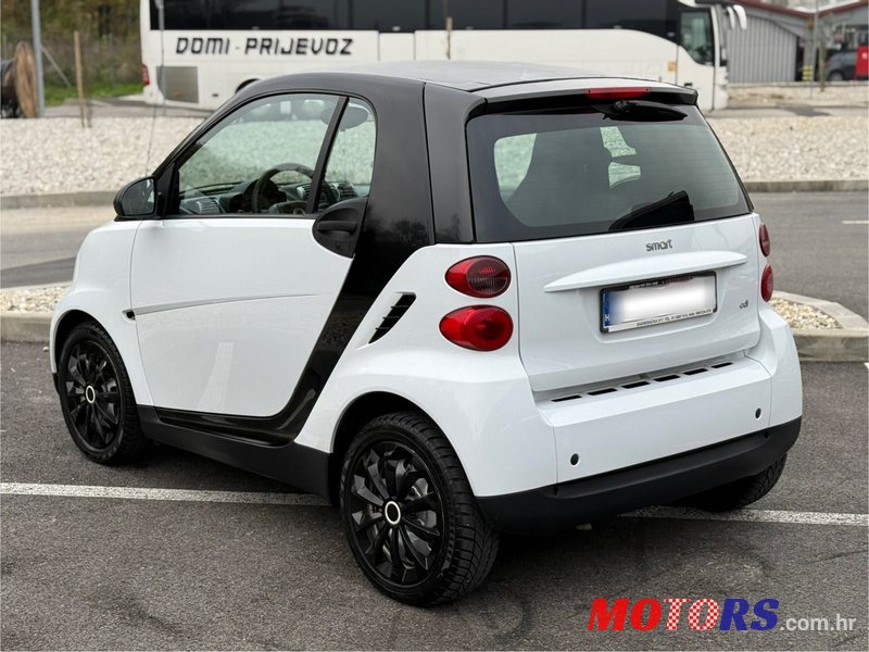 2009' Smart Fortwo photo #3