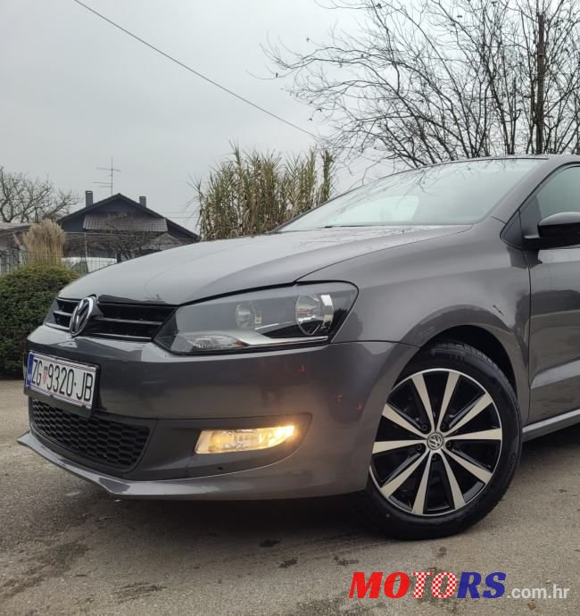 2013' Volkswagen Polo 1,2 Tdi photo #1