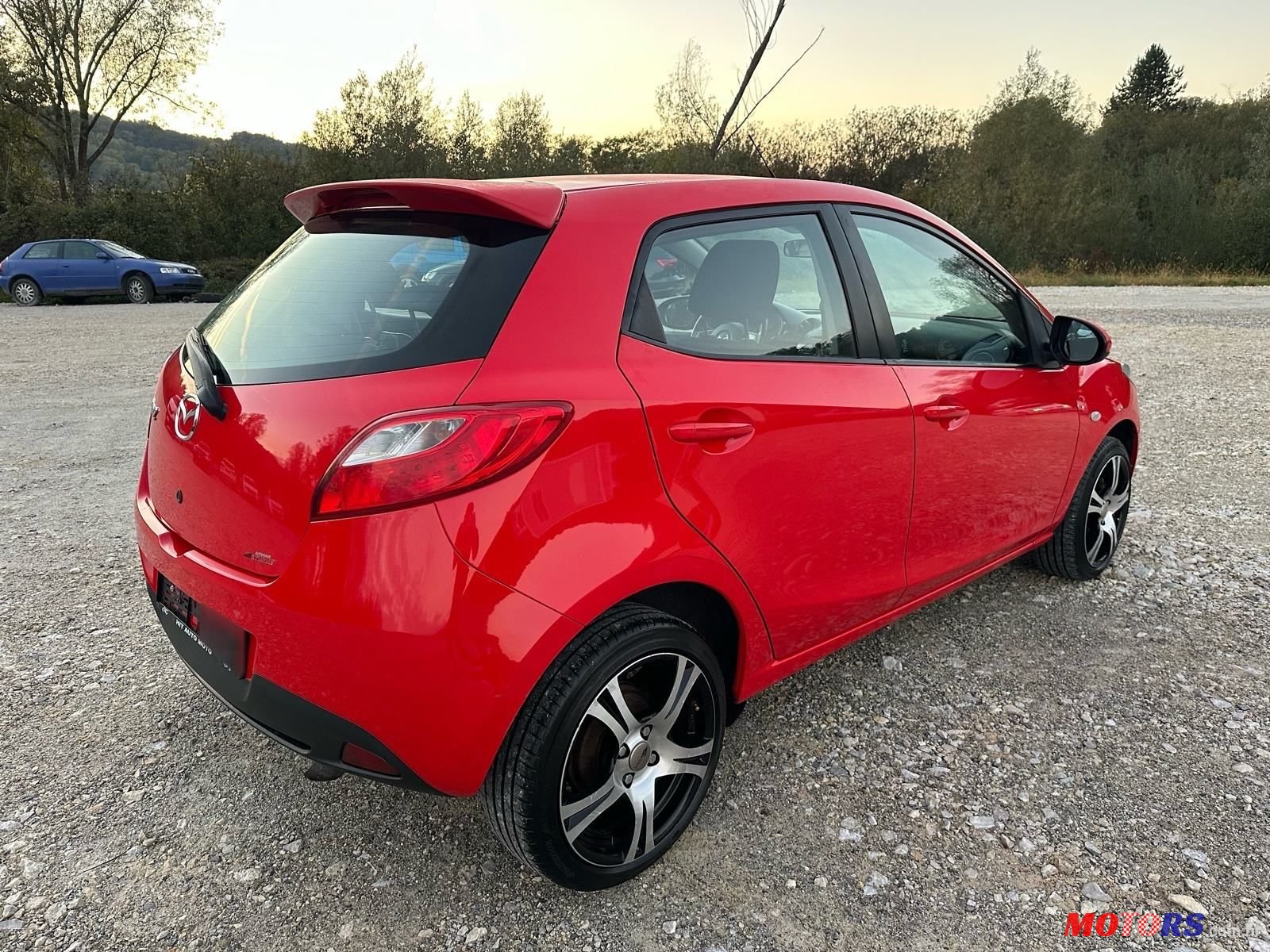 2013' Mazda 2 2 Cd95 photo #5