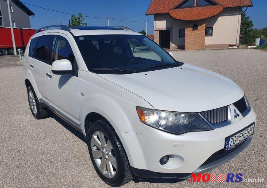 2008' Mitsubishi Outlander 2,0 Did photo #1