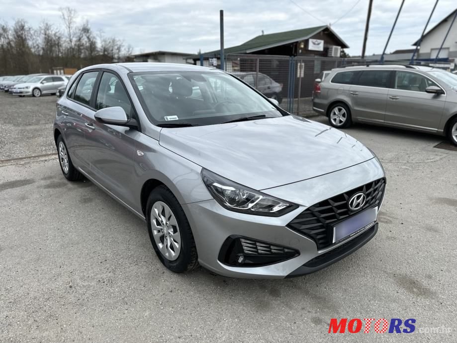 2022' Hyundai i30 1,5 Dpi photo #3