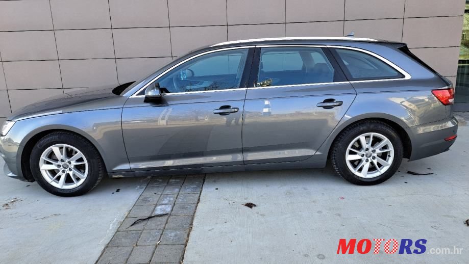 2016' Audi A4 Avant photo #4