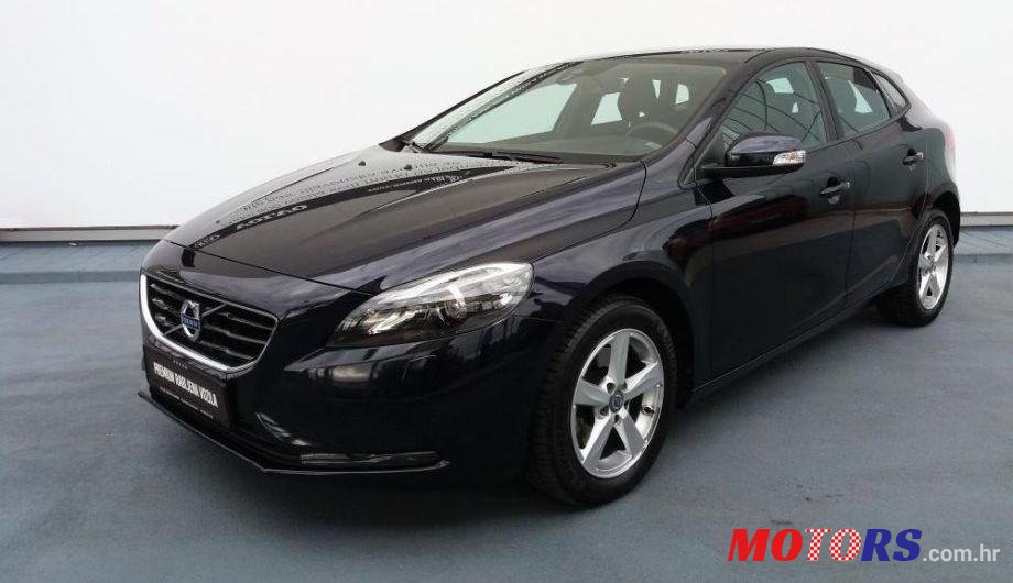 2016' Volvo V40 photo #2