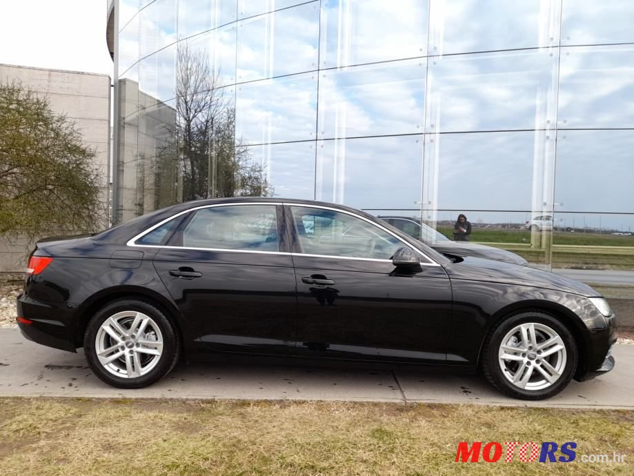 2017' Audi A4 photo #6