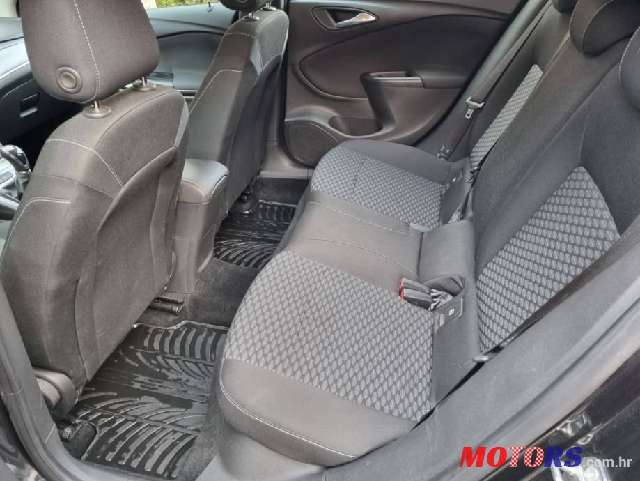 2015' Opel Astra 1.6 Cdti photo #6