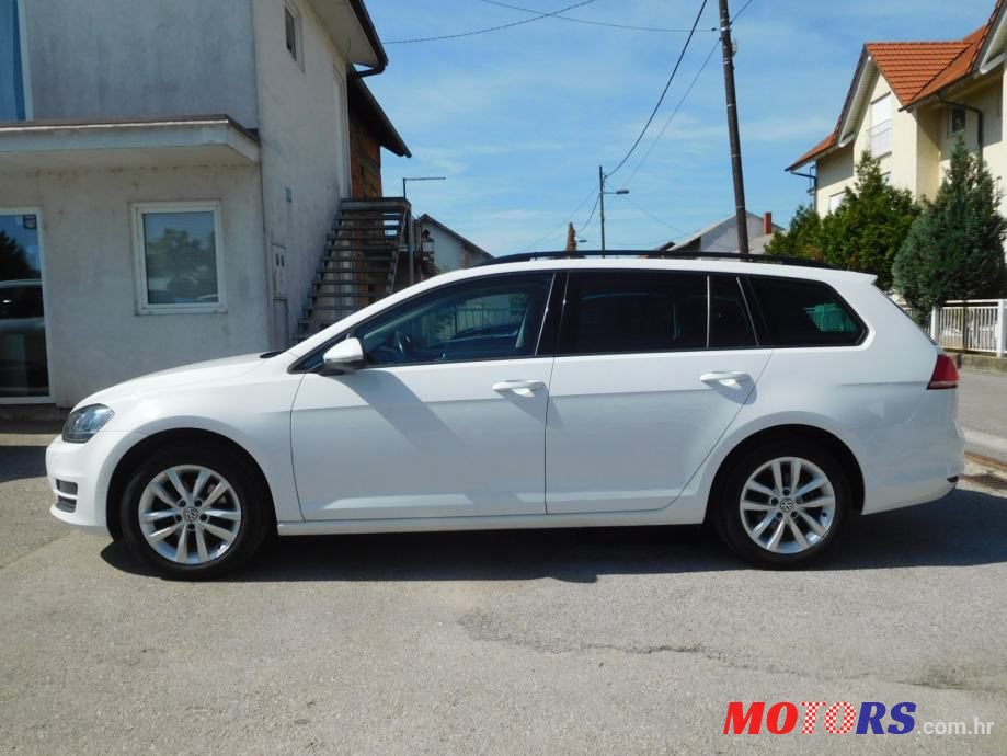 2016' Volkswagen Golf 7 Variant photo #4