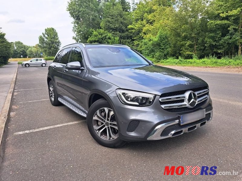 2020' Mercedes-Benz GLC 200 D photo #1