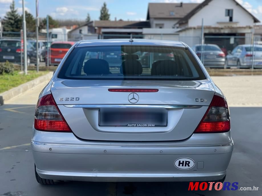 2006' Mercedes-Benz E-Klasa 220 Cdi photo #6