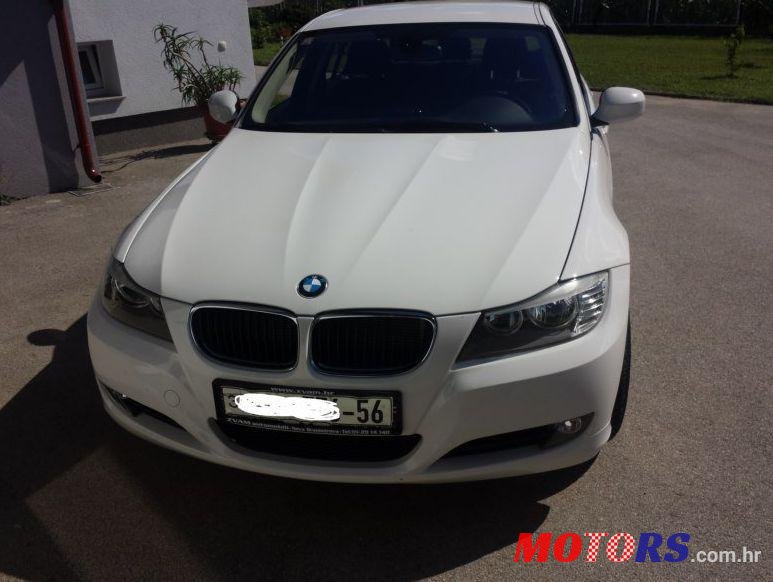 2010' BMW Serija 3 318D photo #2