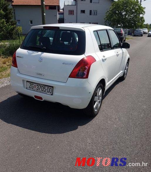 2008' Suzuki Swift 1,3 Glx photo #1