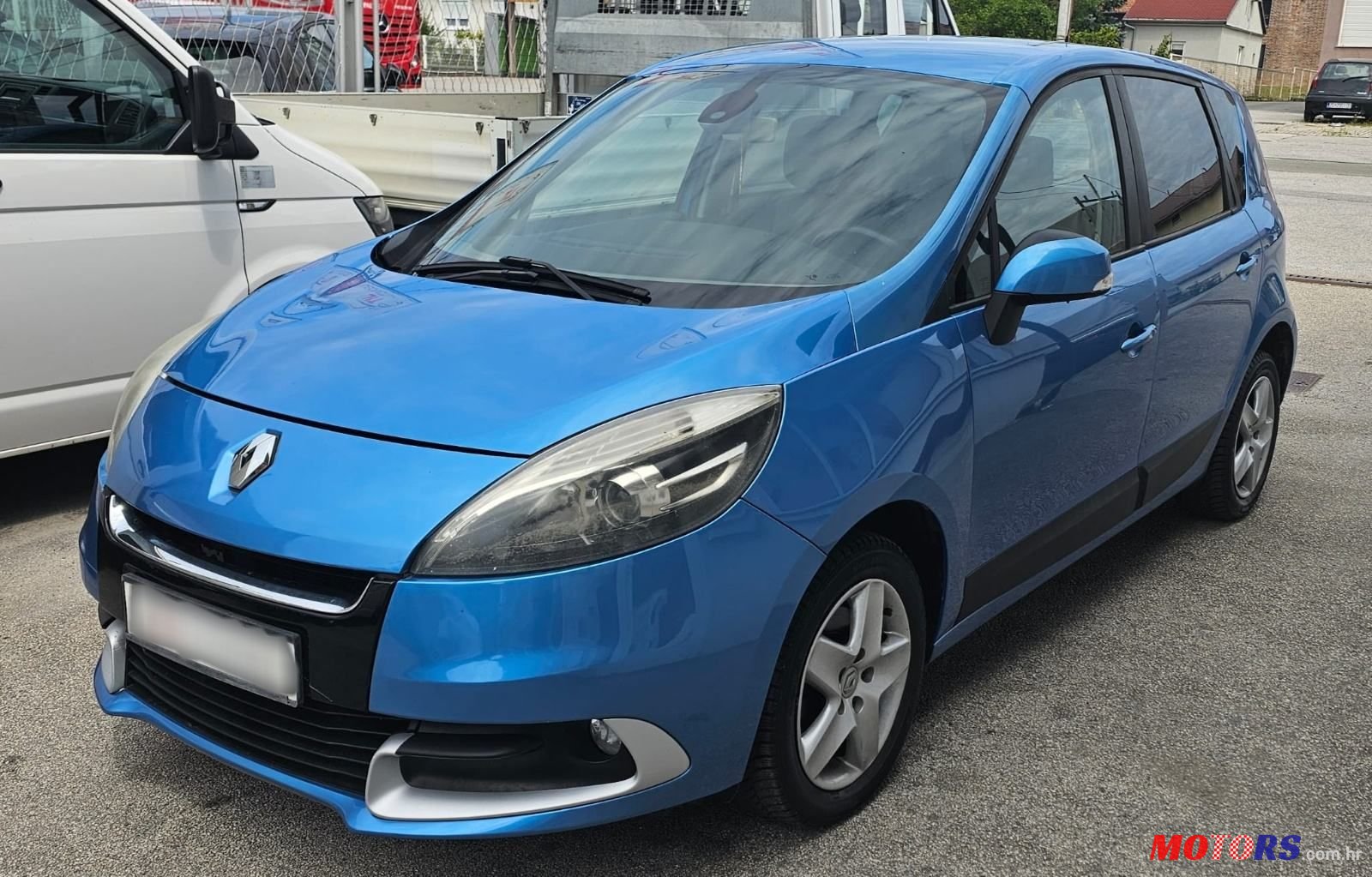 2013' Renault Scenic 1,5 Dci photo #1