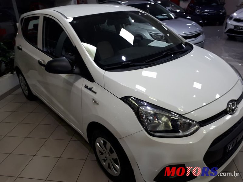 2015' Hyundai i10 1,0 photo #4