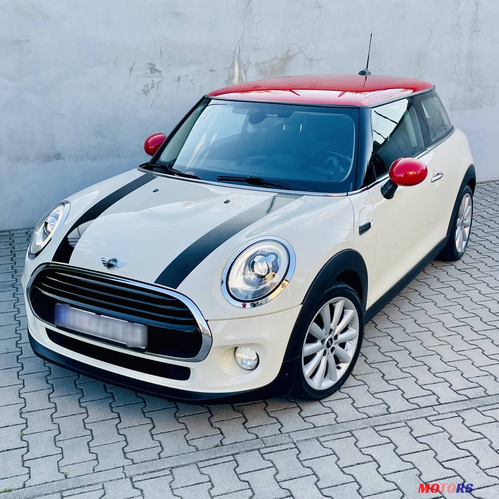 2018' MINI Cooper D photo #3