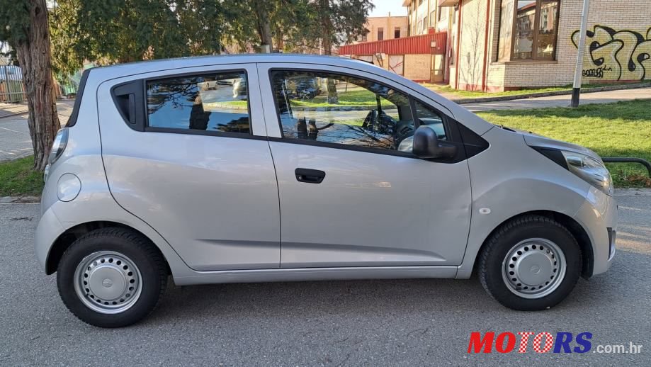 2012' Chevrolet Spark photo #4