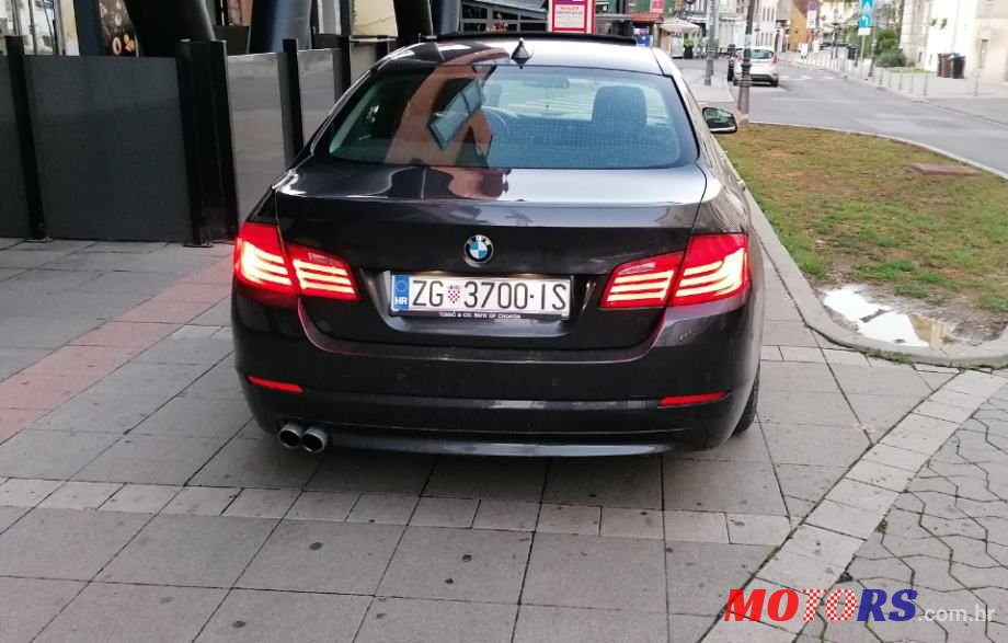 2012' BMW Serija 5 520D photo #2