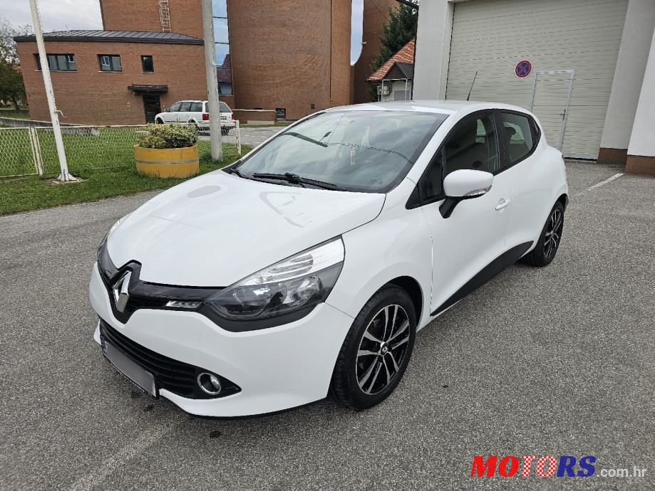 2015' Renault Clio 1.5 Dci photo #2