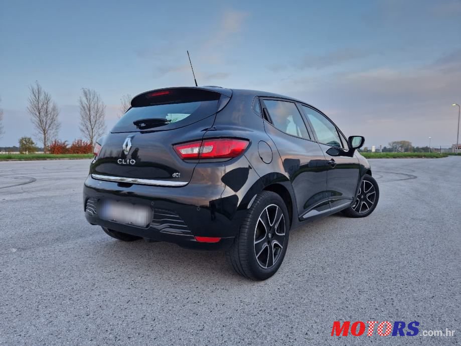 2013' Renault Clio Dci 90 photo #1