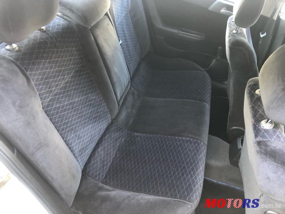 2001' Opel Astra 1,7 Dt photo #6