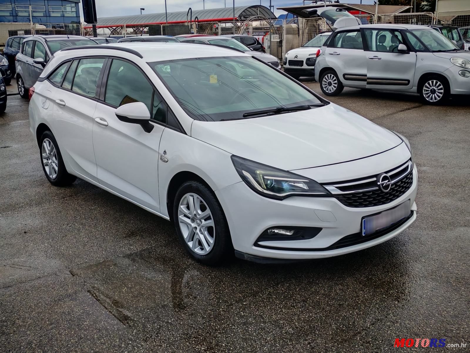 2018' Opel Astra Karavan photo #1